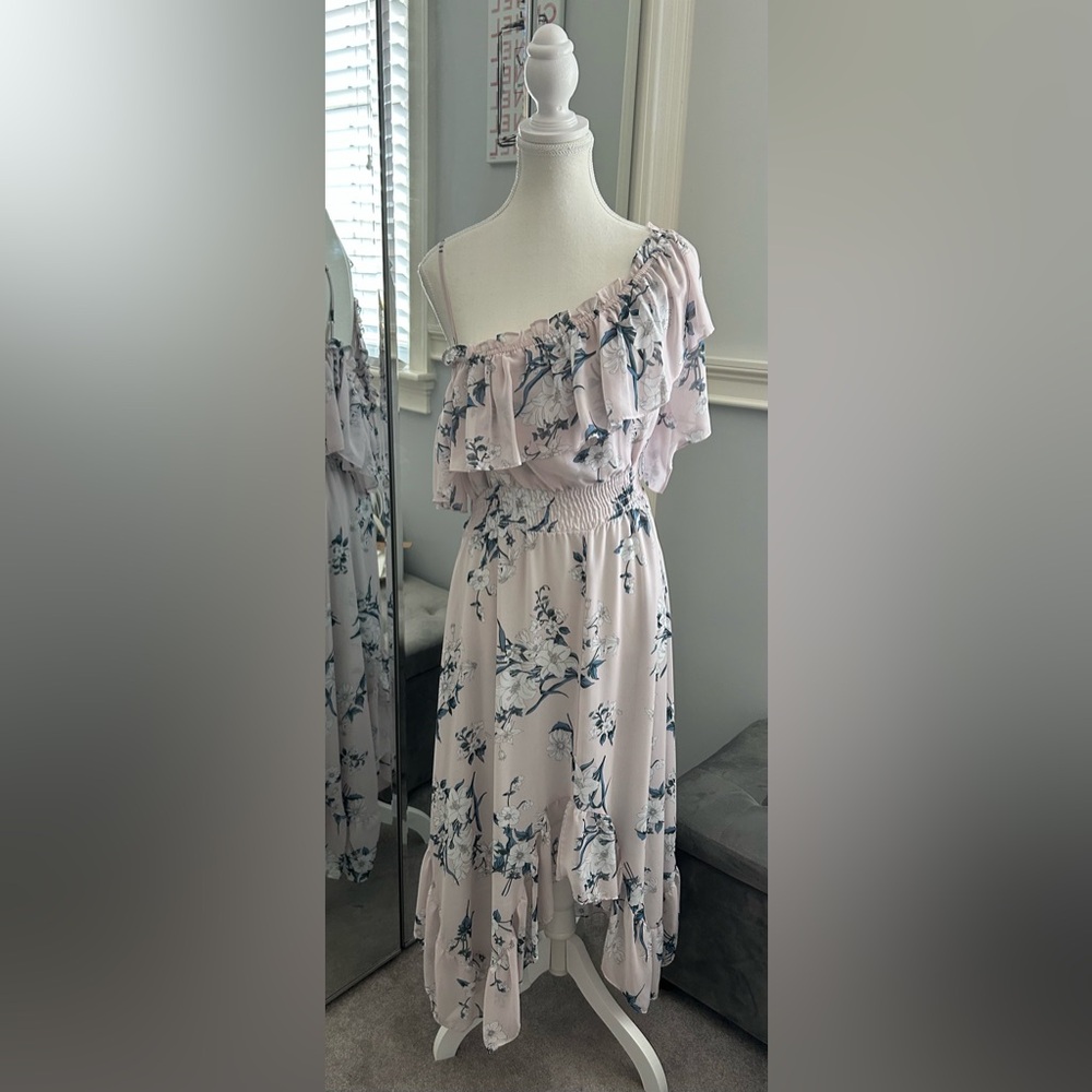Misa Los Angeles Alexandra Floral One-Shoulder Dress. NWT Size Small